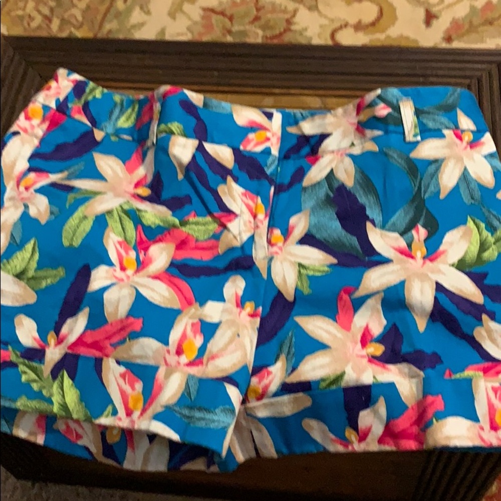 Floral print shorts